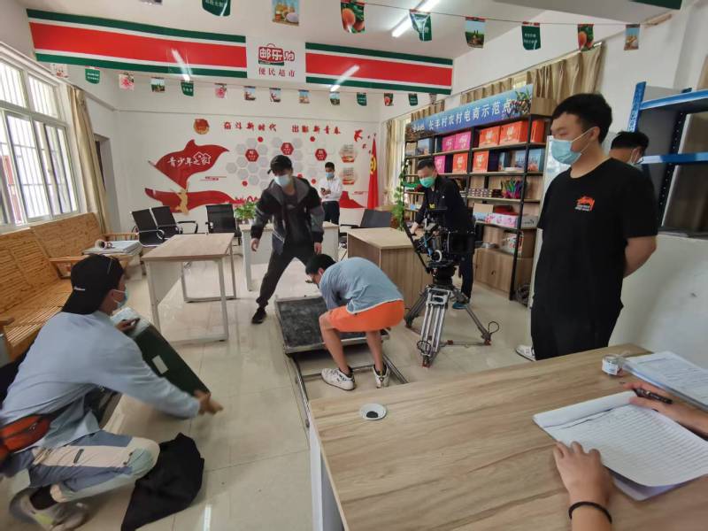 追星女孩心理学分析报告：互助广告片拍摄公司揭秘饭圈应援式传播逻辑